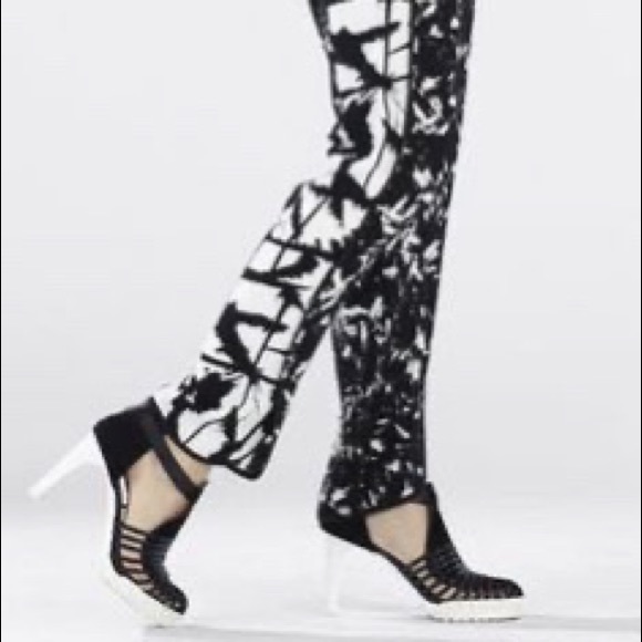 BCBG Sebastian Pants - Picture 2 of 5